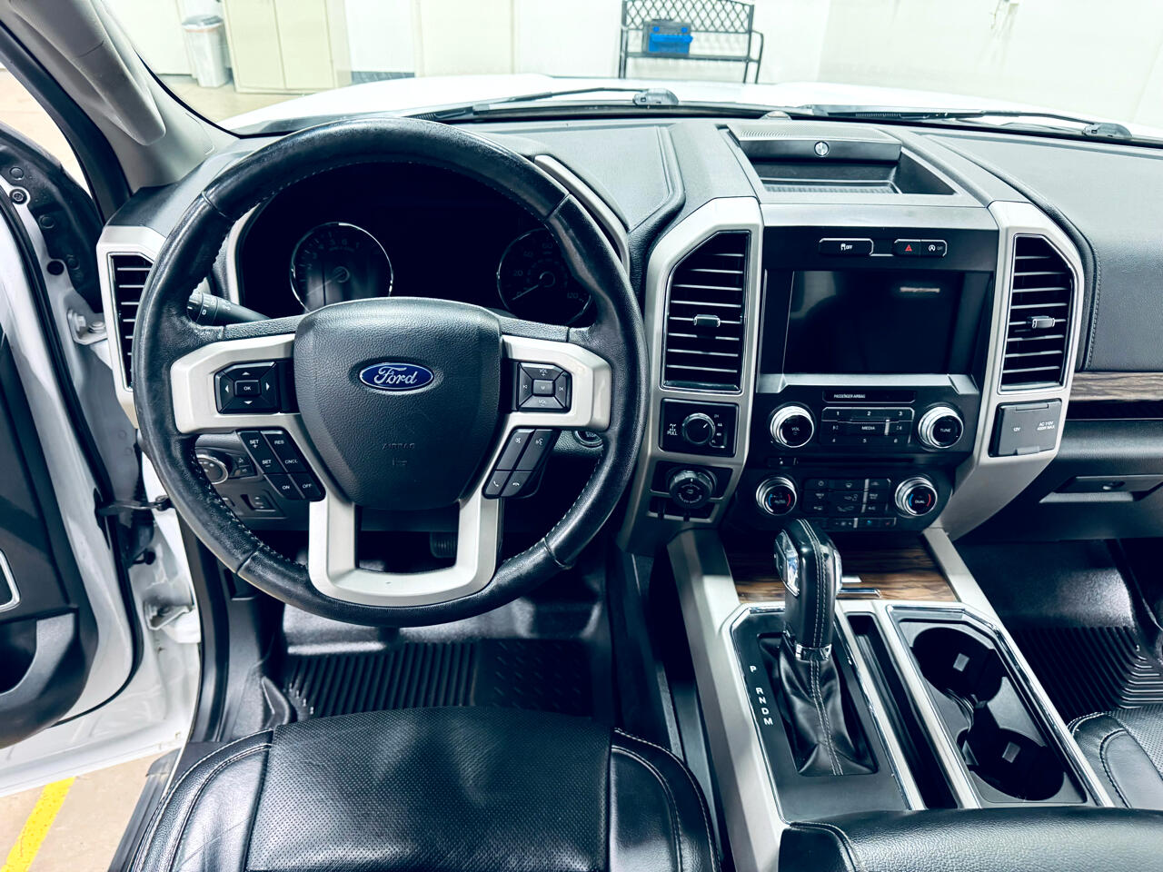 Ford F-150 Lariat 4WD SuperCrew 5.5' Box 2018