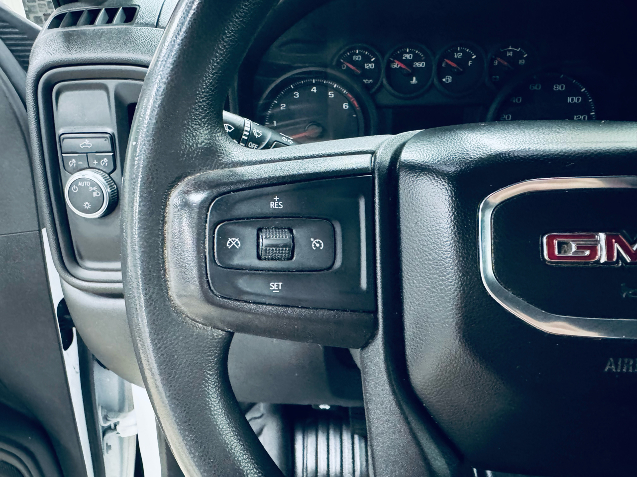 GMC Sierra 1500 2WD Reg Cab 140" 2021