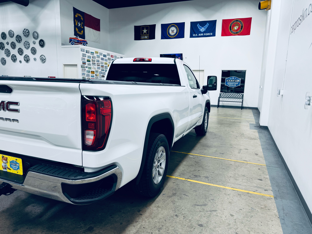 GMC Sierra 1500 2WD Reg Cab 140" 2021