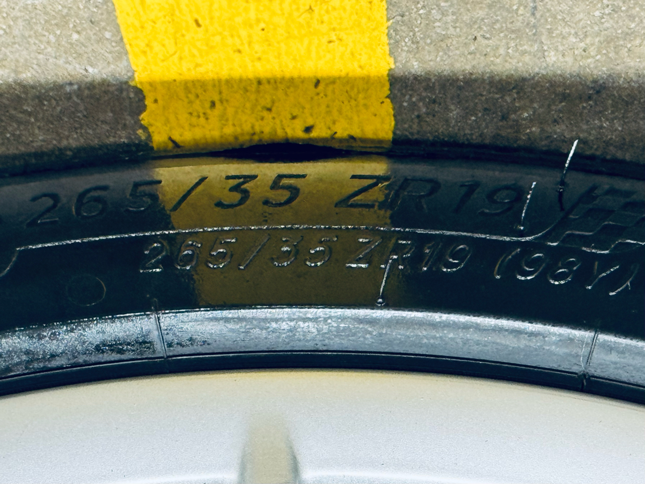 Porsche Boxster 2dr Roadster RS 60 Spyder 2008