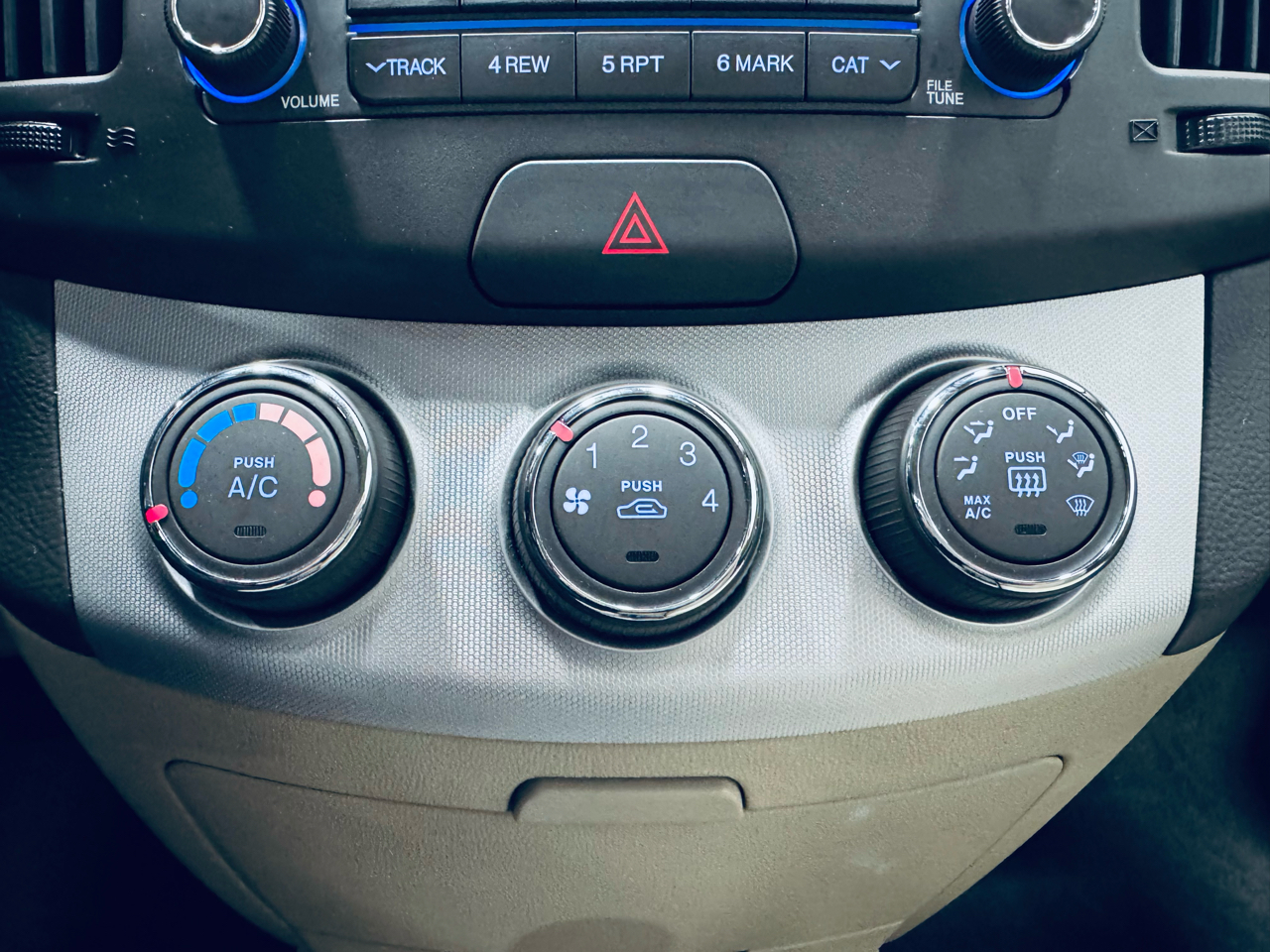 Hyundai Elantra SE 4D Sedan 2008