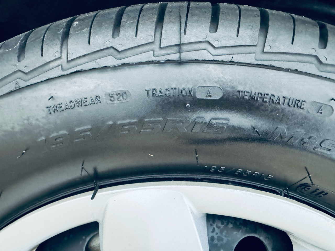 Hyundai Elantra SE 4D Sedan 2008