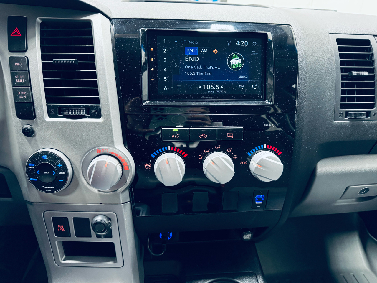 Toyota Tundra 2WD Truck Dbl 5.7L V8 6-Spd AT (Natl) 2008