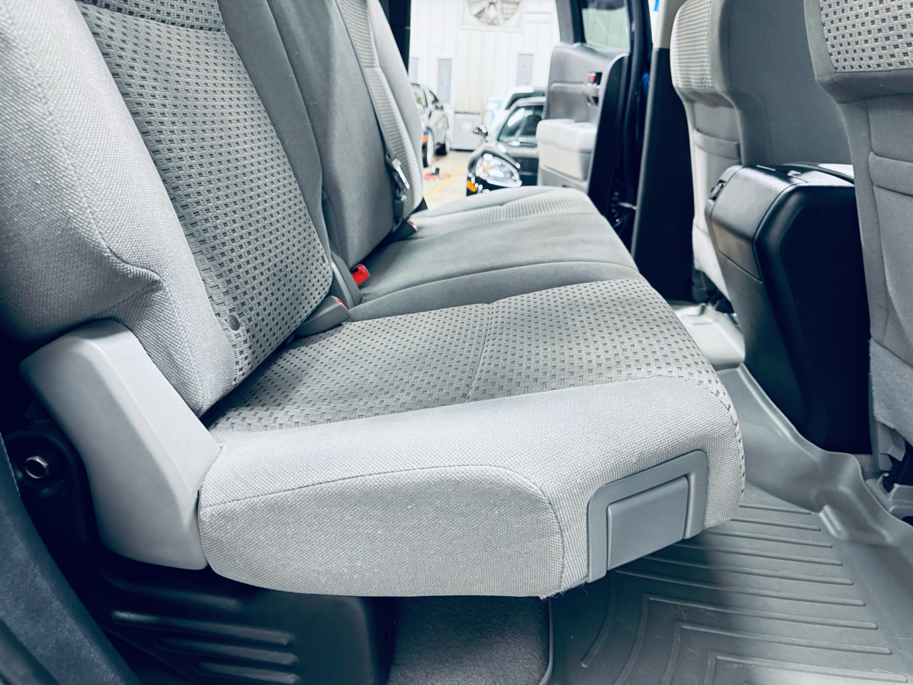 Toyota Tundra 2WD Truck Dbl 5.7L V8 6-Spd AT (Natl) 2008