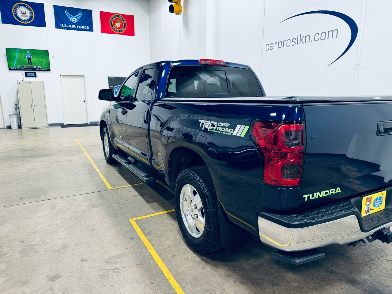 Toyota Tundra 2WD Truck Dbl 5.7L V8 6-Spd AT (Natl) 2008