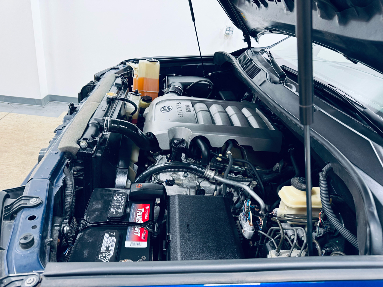 Toyota Tundra 2WD Truck Dbl 5.7L V8 6-Spd AT (Natl) 2008