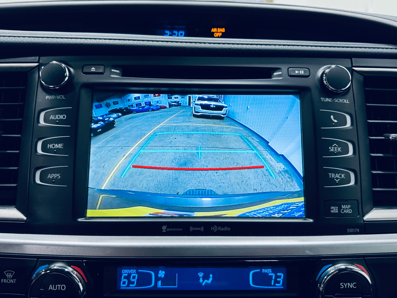 Toyota Highlander XLE V6 AWD (Natl) 2017