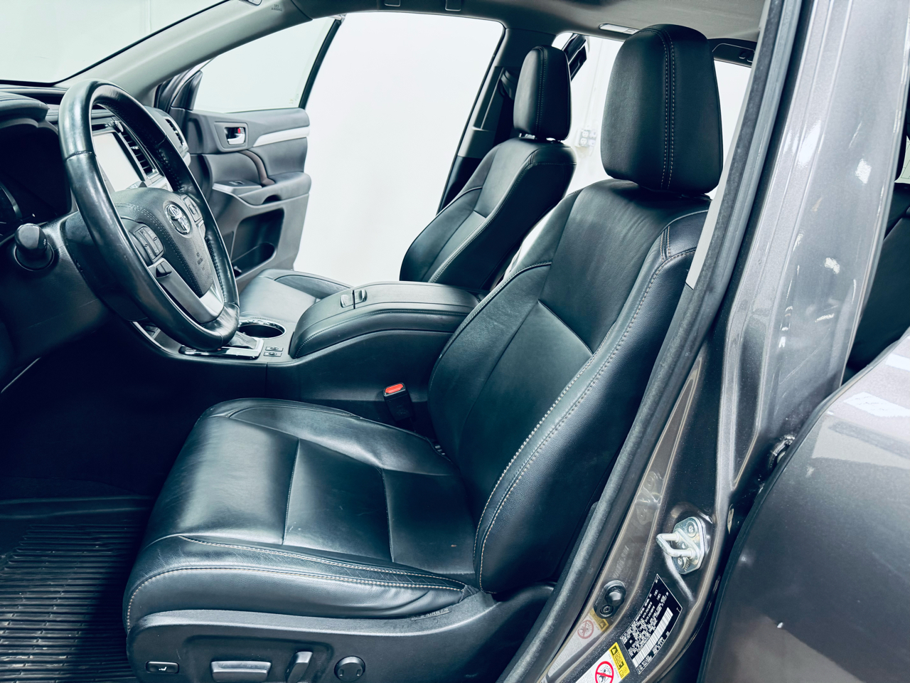 Toyota Highlander XLE V6 AWD (Natl) 2017