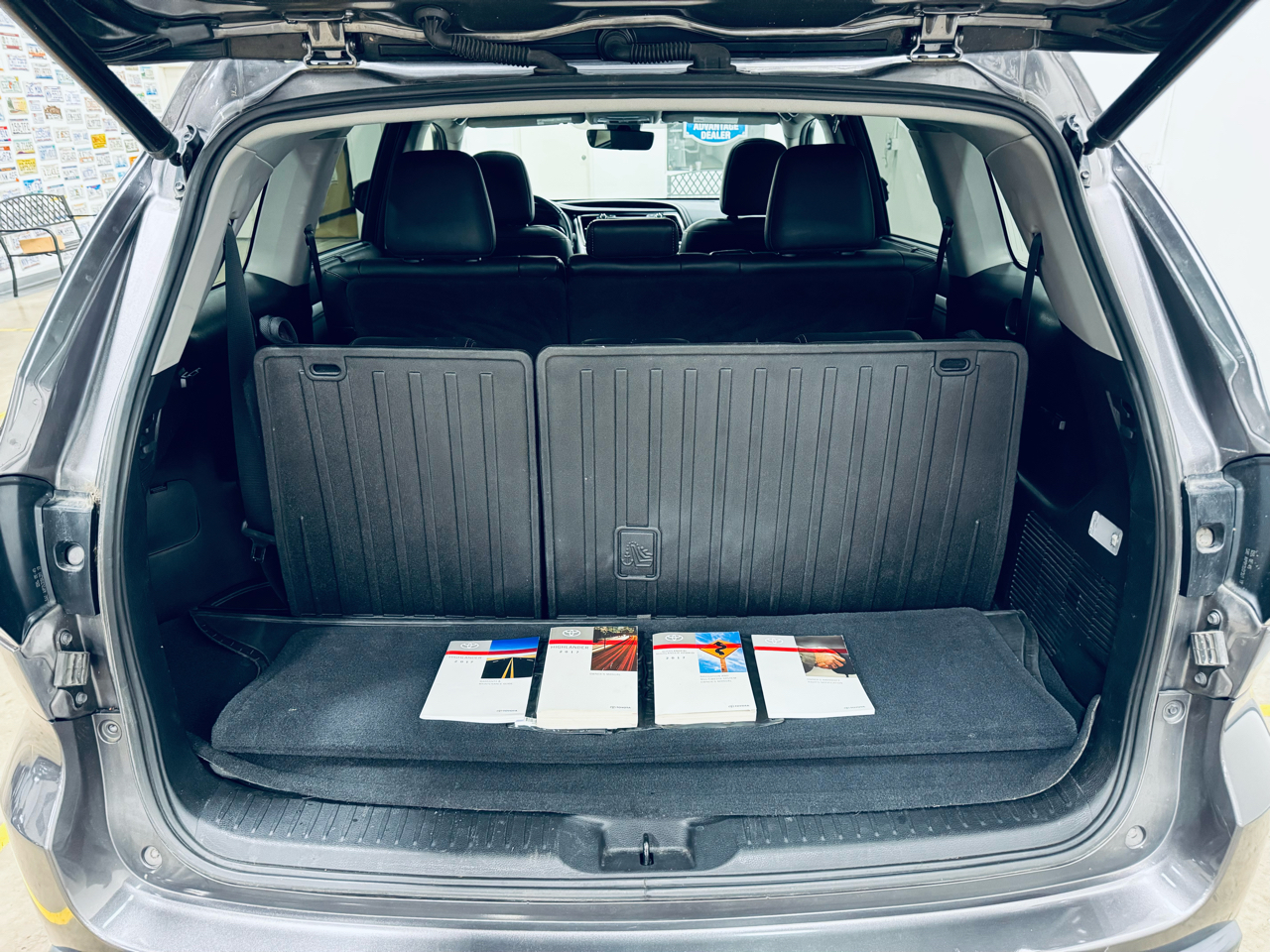 Toyota Highlander XLE V6 AWD (Natl) 2017