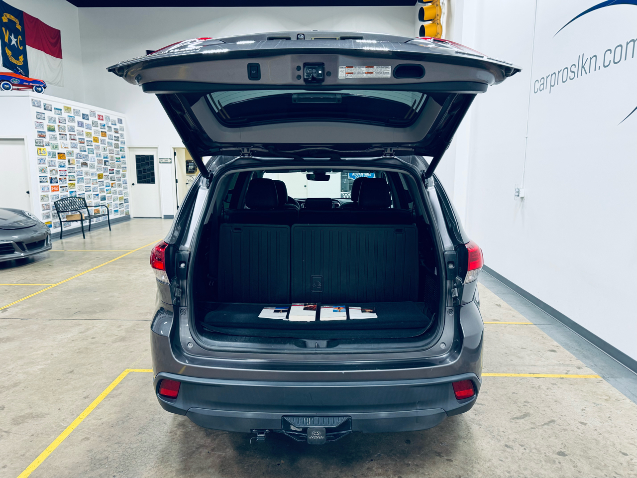 Toyota Highlander XLE V6 AWD (Natl) 2017