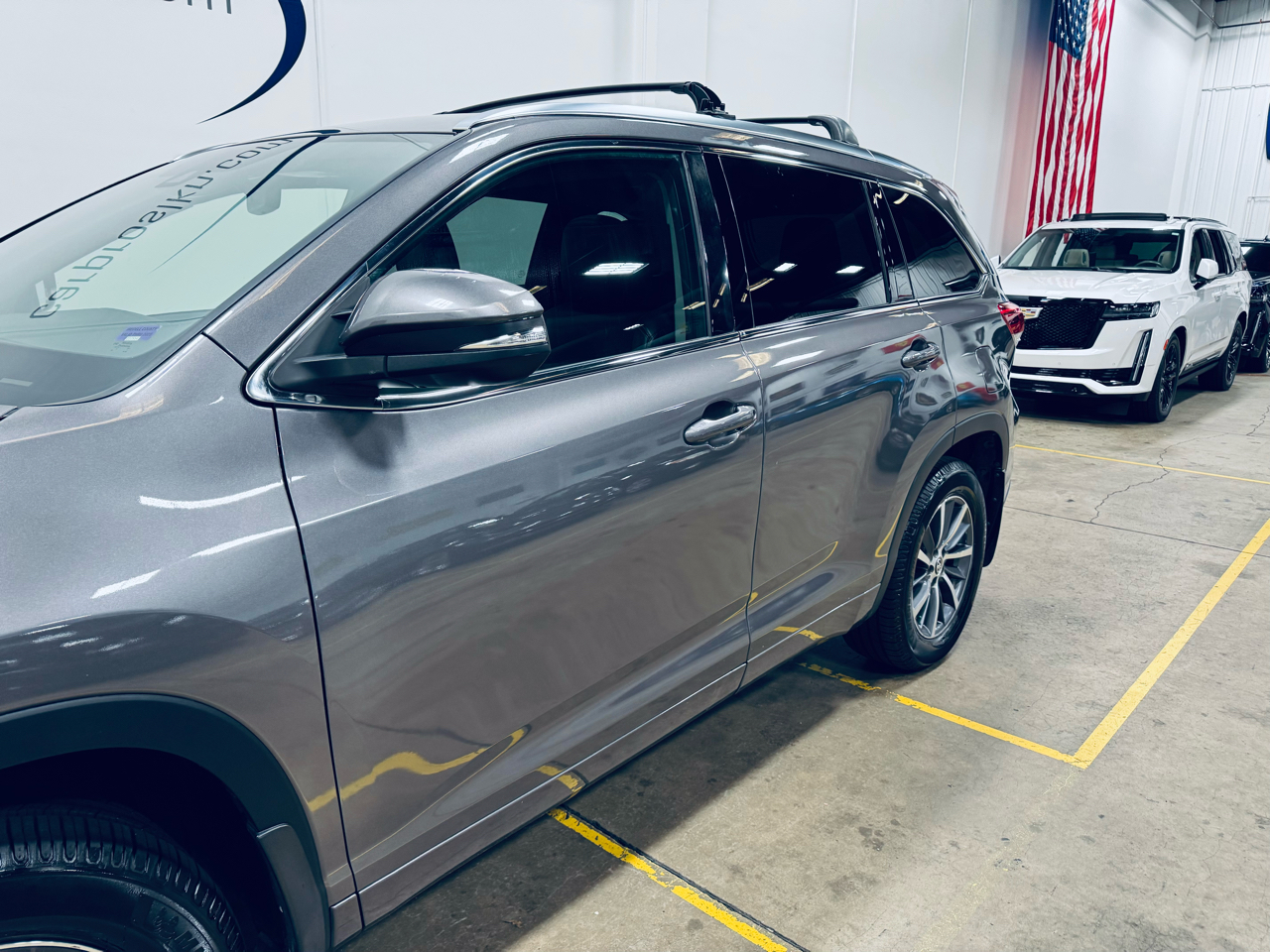 Toyota Highlander XLE V6 AWD (Natl) 2017