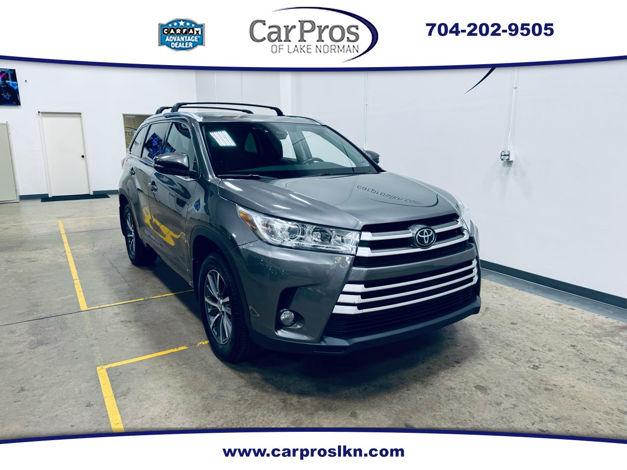 Toyota Highlander XLE V6 AWD (Natl) 2017