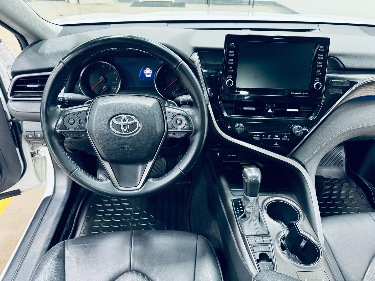 Toyota Camry XSE Auto (Natl) 2022