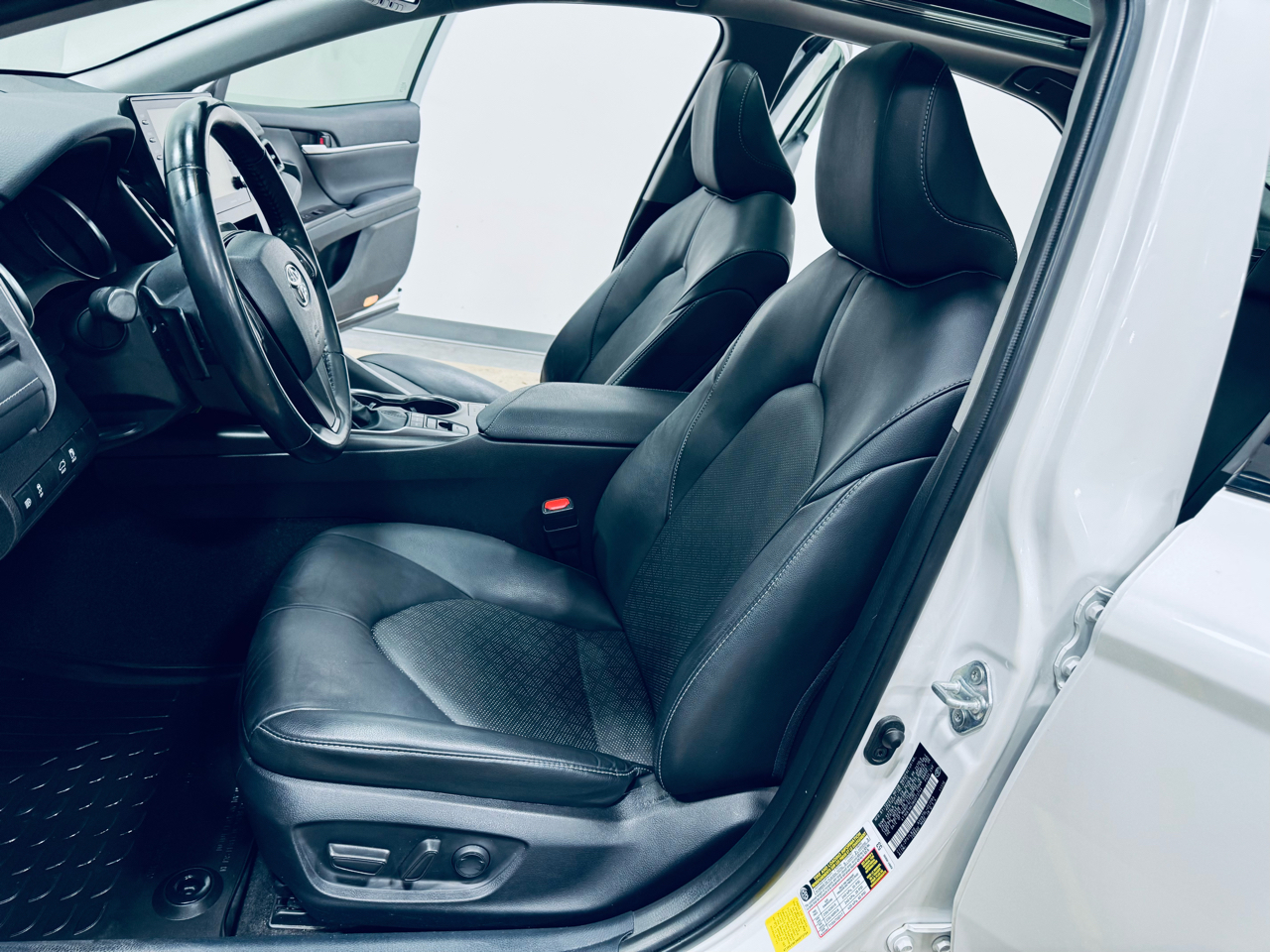 Toyota Camry XSE Auto (Natl) 2022