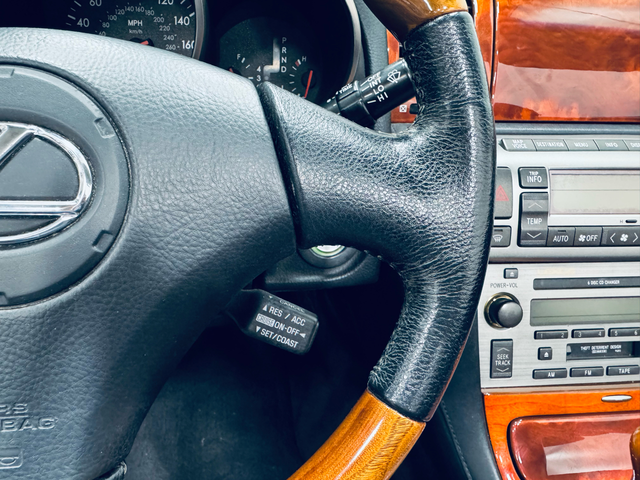 Lexus SC 430 2dr Convertible 2002