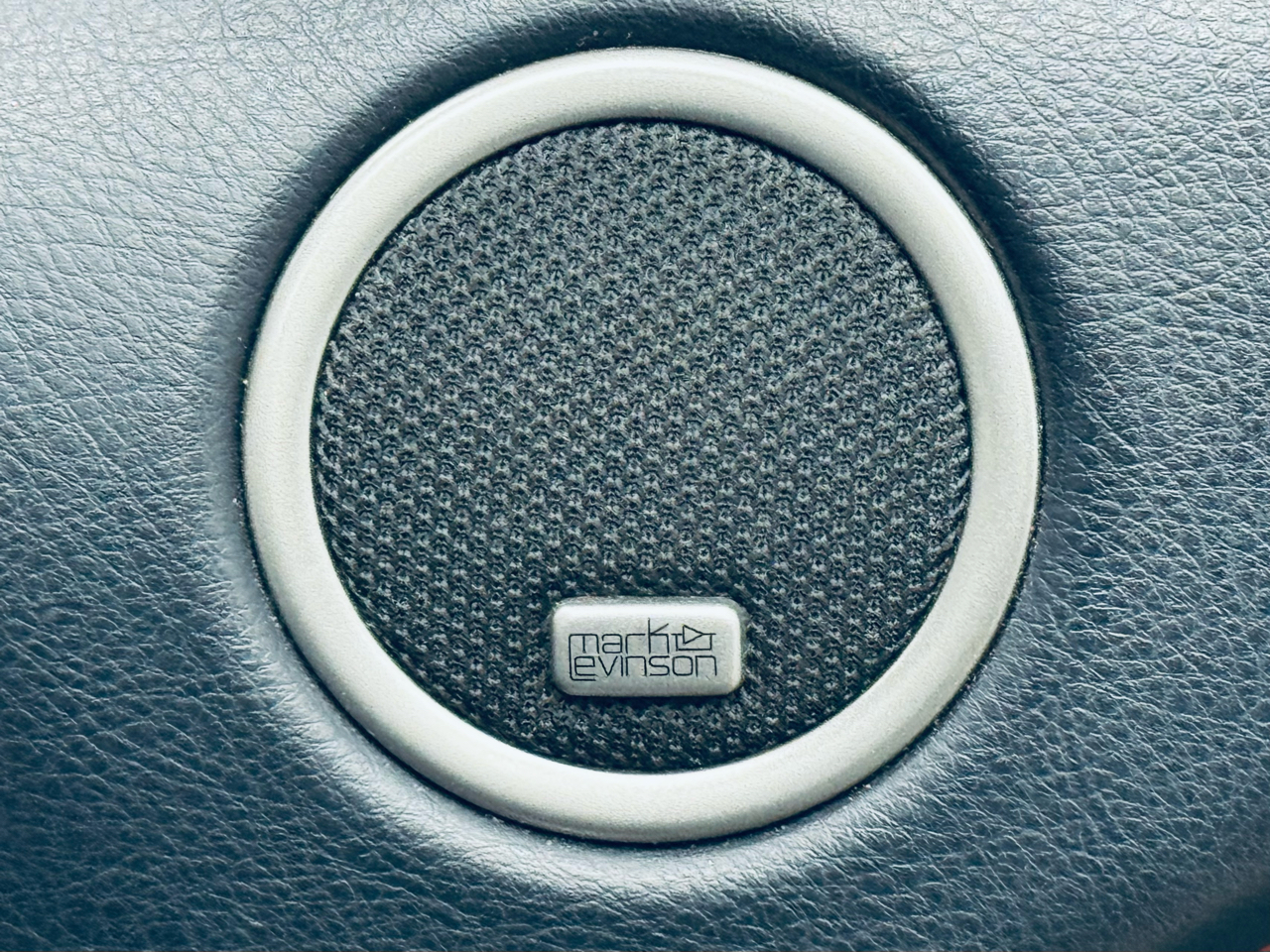 Lexus SC 430 2dr Convertible 2002