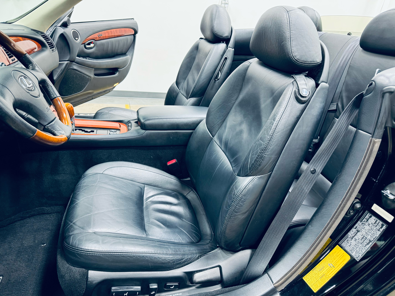 Lexus SC 430 2dr Convertible 2002