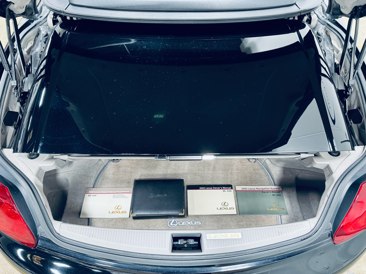 Lexus SC 430 2dr Convertible 2002