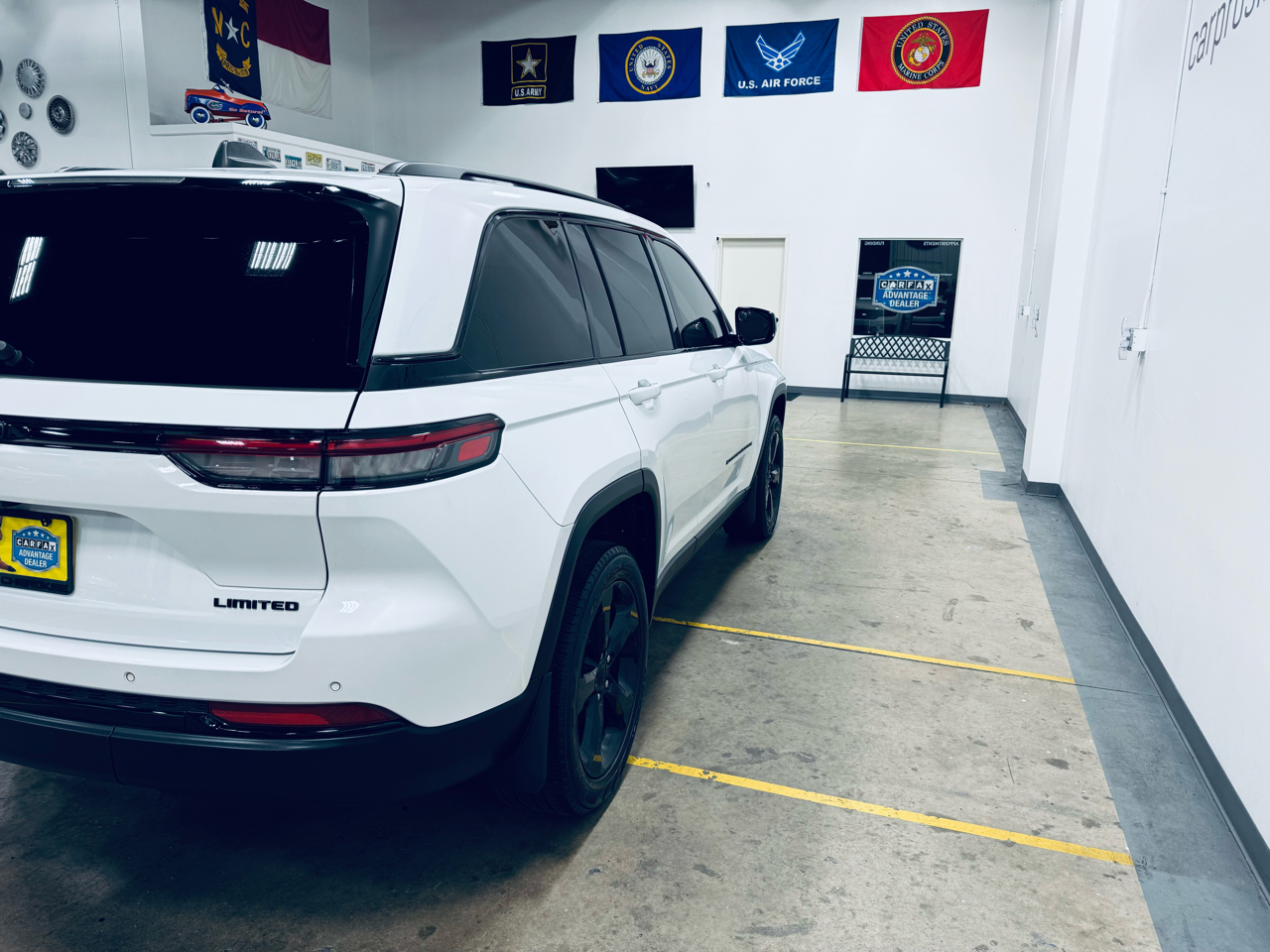 Jeep Grand Cherokee Limited 4x2 2023