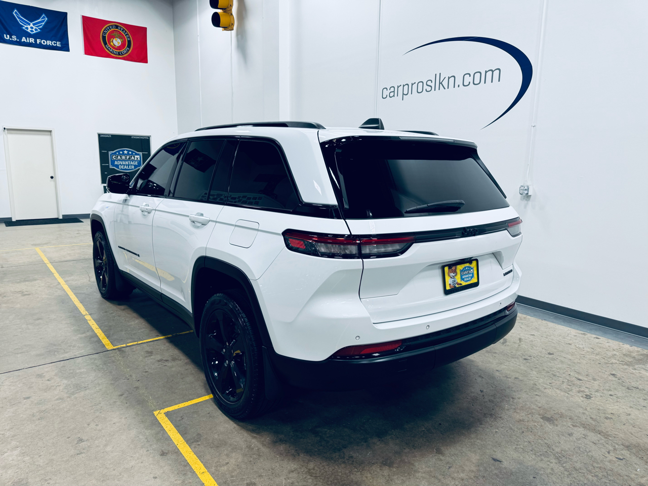 Jeep Grand Cherokee Limited 4x2 2023