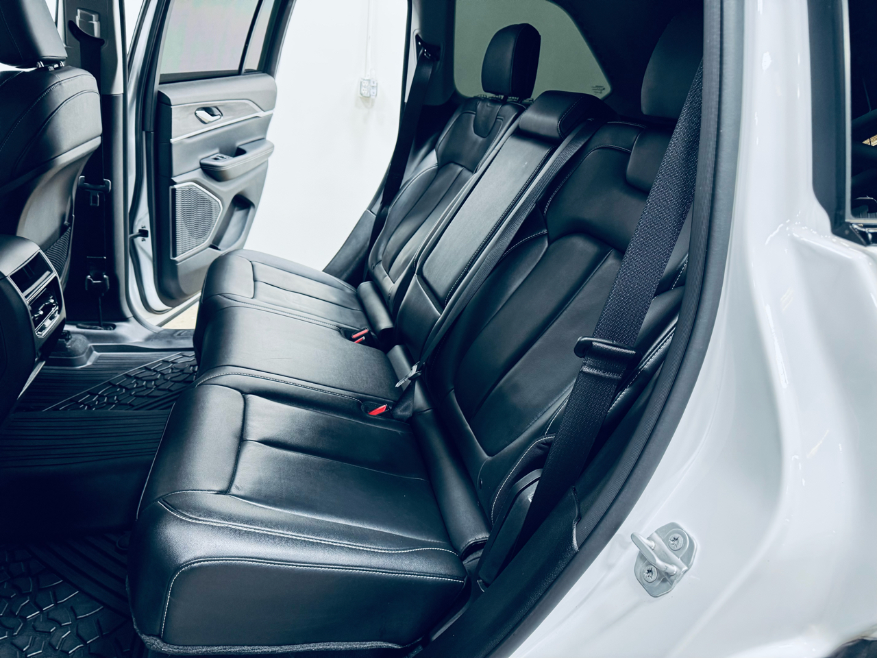 Jeep Grand Cherokee Limited 4x2 2023