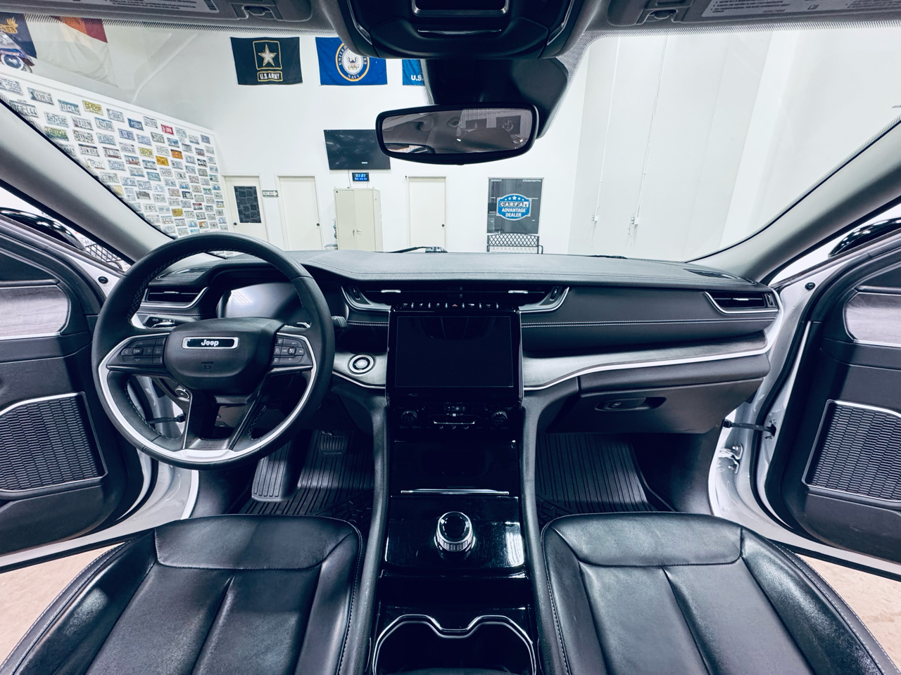 Jeep Grand Cherokee Limited 4x2 2023