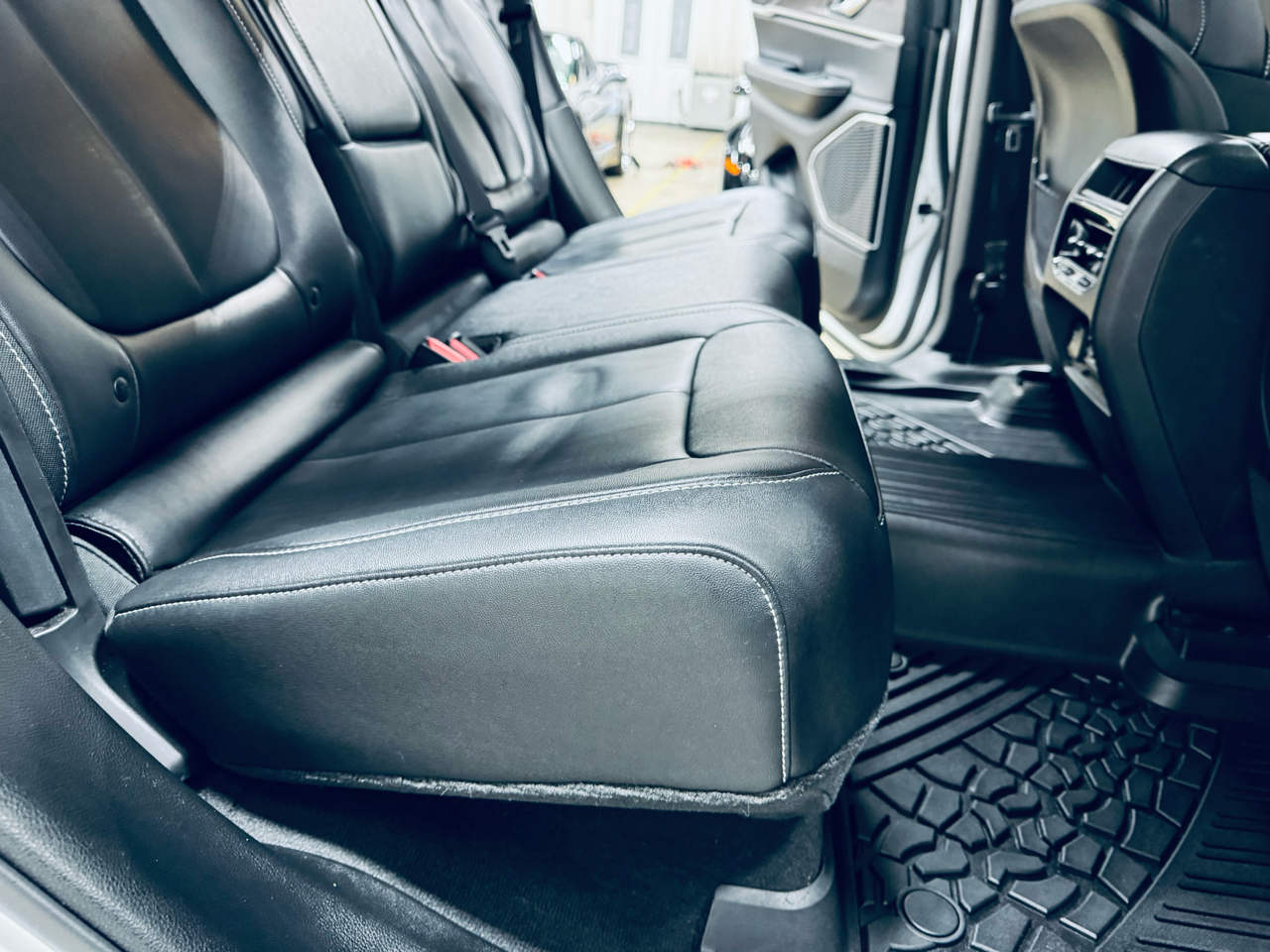 Jeep Grand Cherokee Limited 4x2 2023