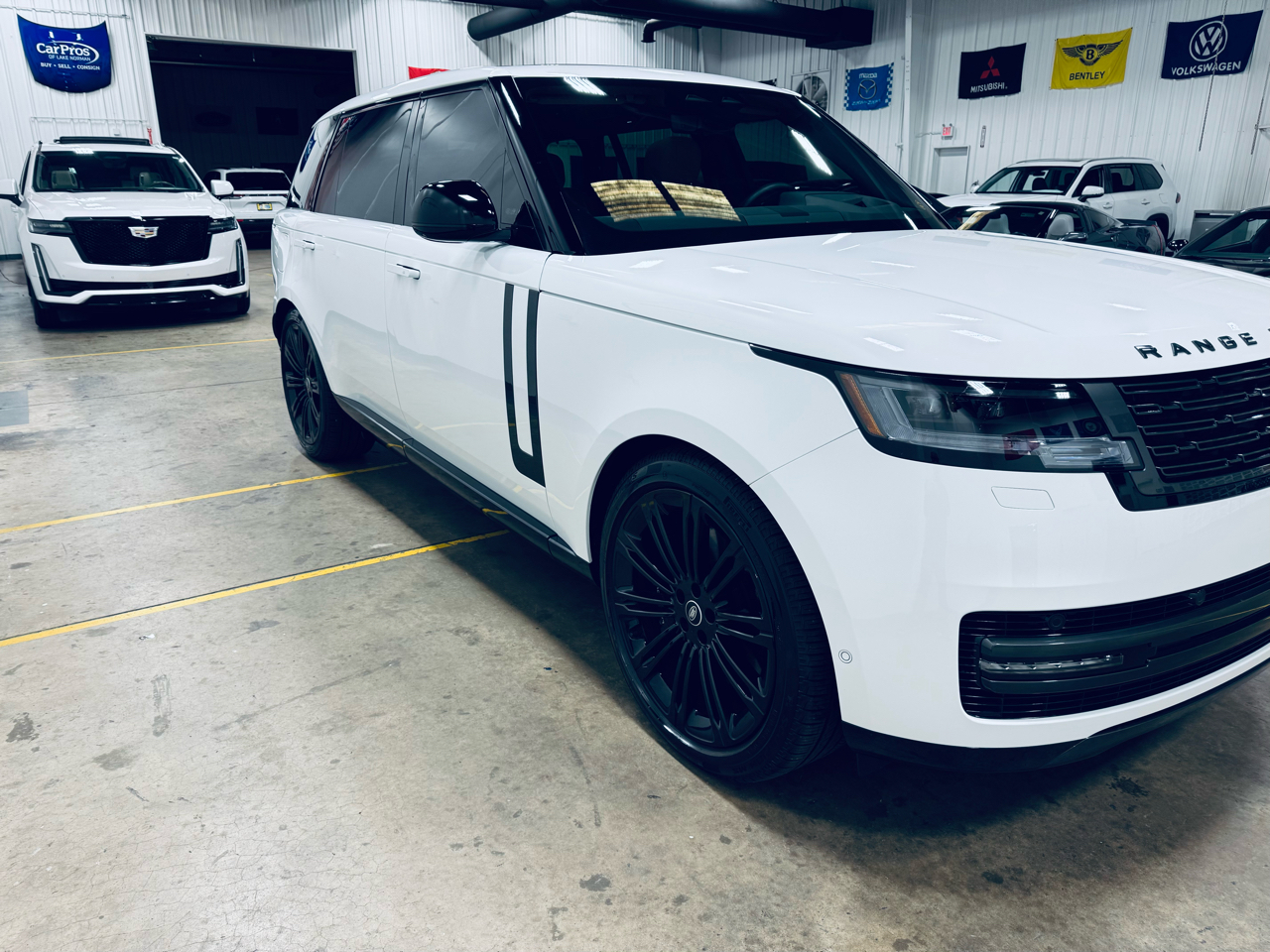 Land Rover Range Rover P530 SE LWB 7 Seat 2025