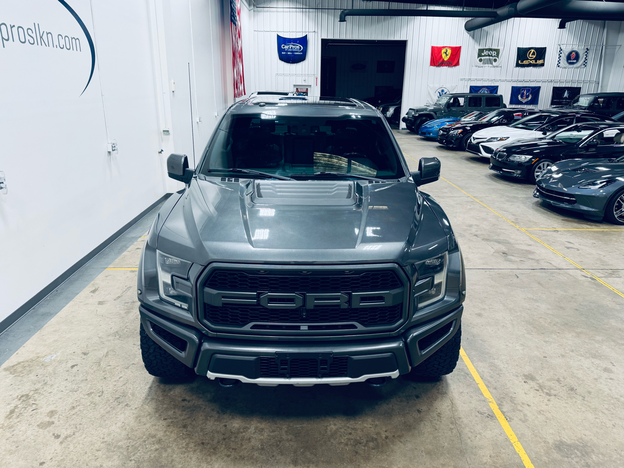 Ford F-150 Raptor 4WD SuperCrew 5.5' Box 2017