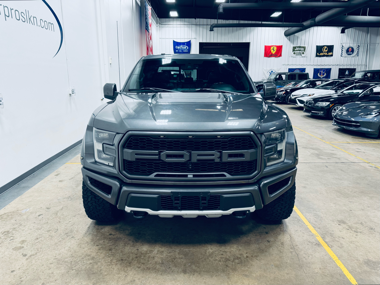 Ford F-150 Raptor 4WD SuperCrew 5.5' Box 2017