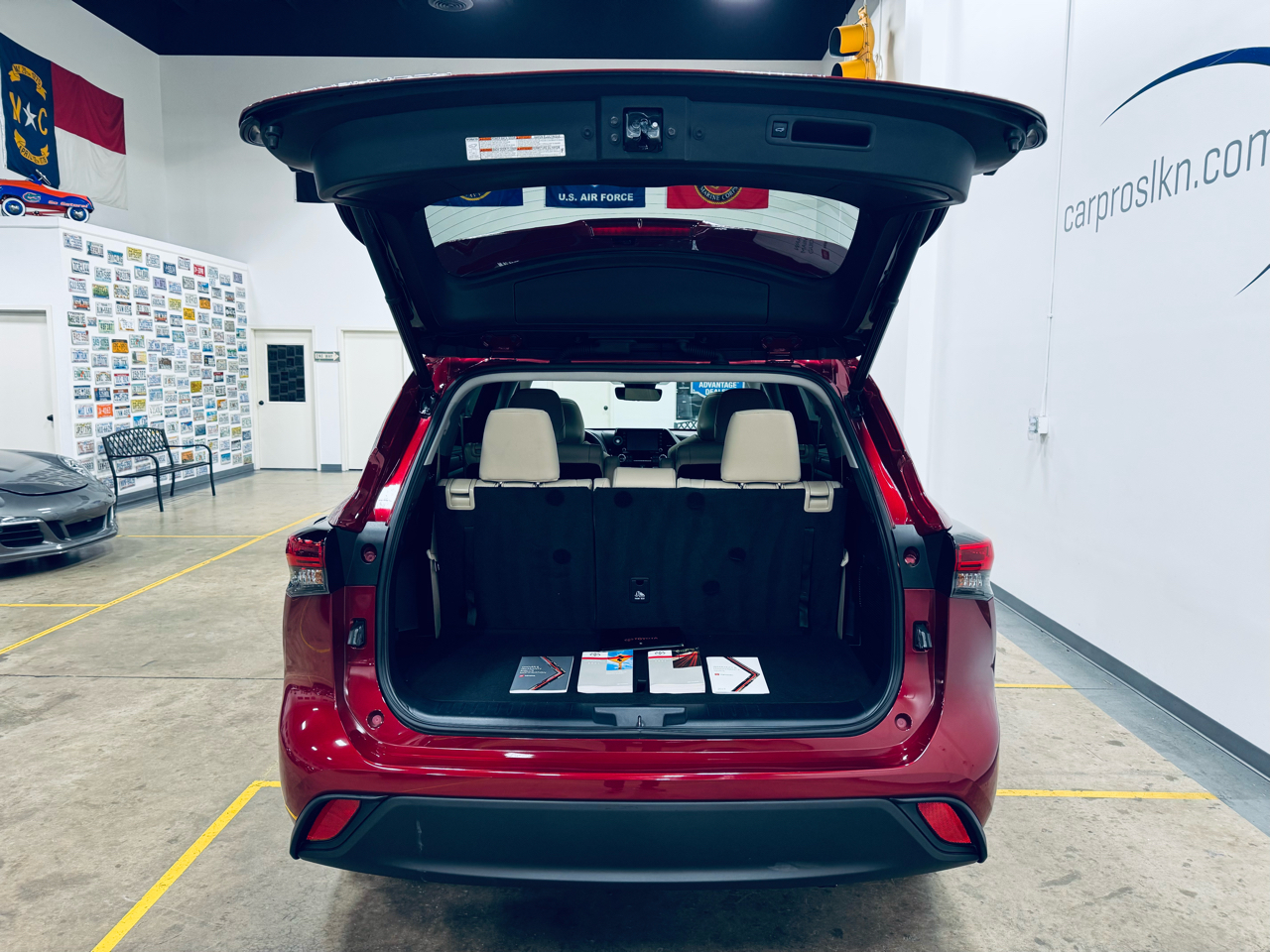 Toyota Highlander XLE FWD (Natl) 2021