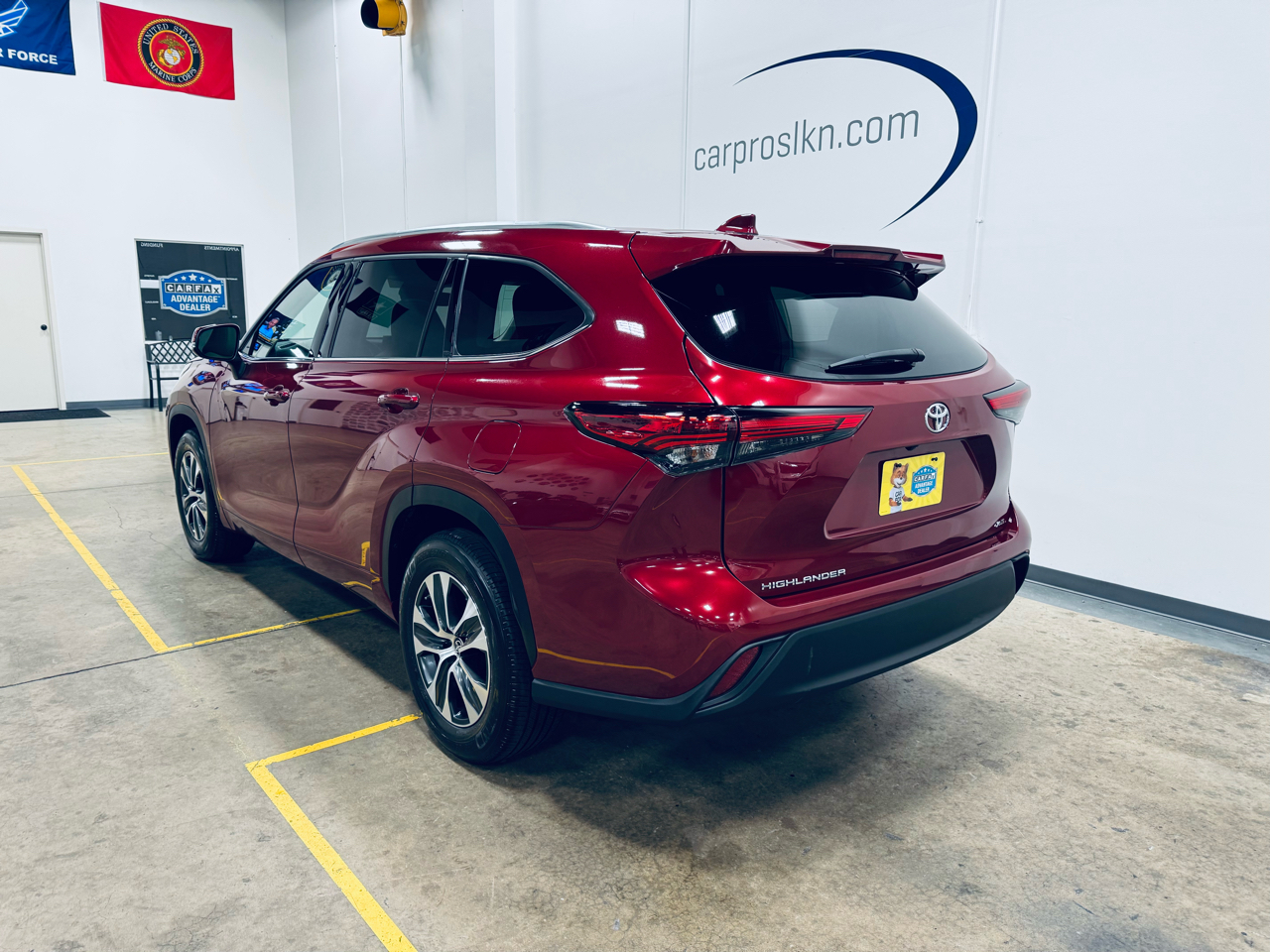 Toyota Highlander XLE FWD (Natl) 2021