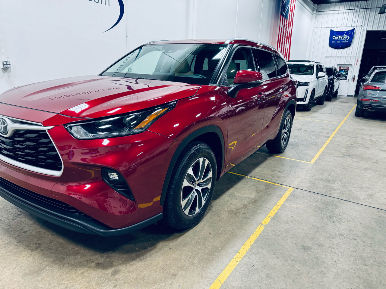 Toyota Highlander XLE FWD (Natl) 2021