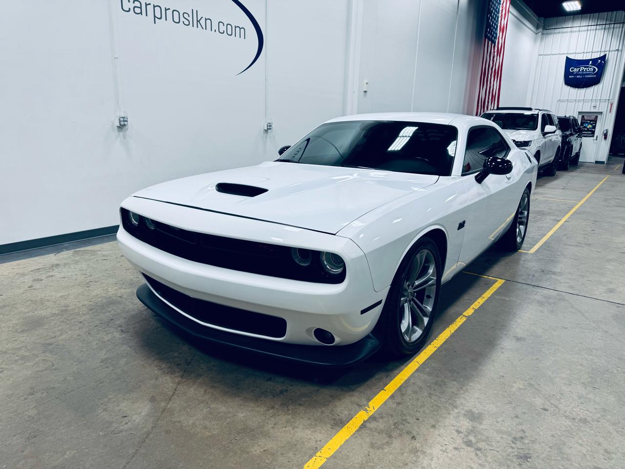 Dodge Challenger R/T RWD 2020