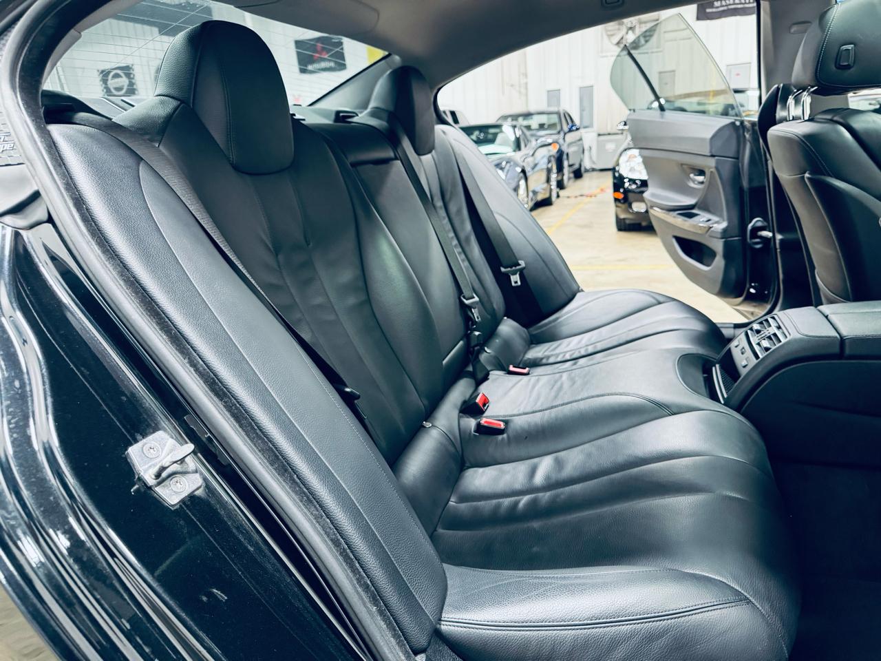 BMW 6 Series 4dr Sdn 640i Gran Coupe 2013