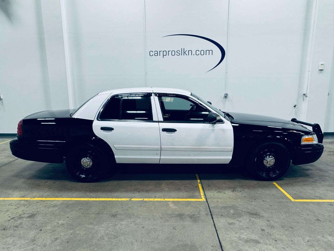 Ford Police Interceptor 4dr Sdn w/3.27 Axle 2011