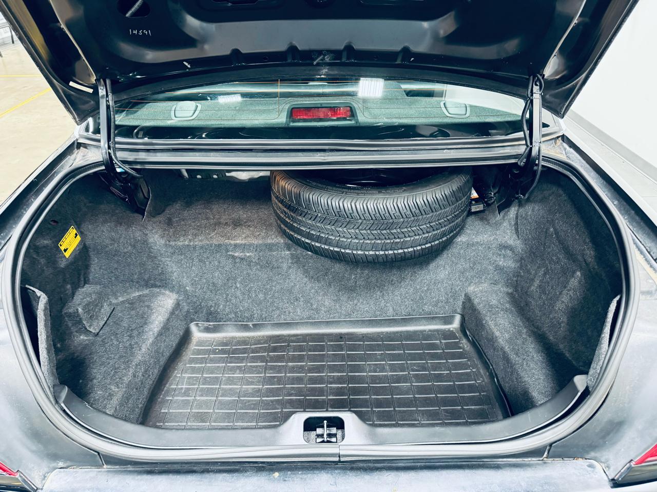 Ford Police Interceptor 4dr Sdn w/3.27 Axle 2011