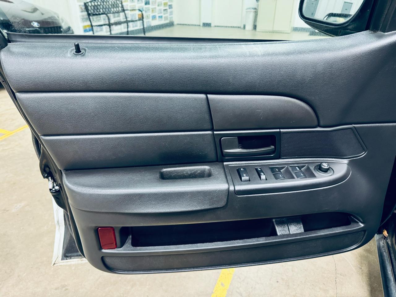 Ford Police Interceptor 4dr Sdn w/3.27 Axle 2011