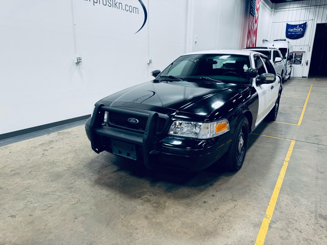 Ford Police Interceptor 4dr Sdn w/3.27 Axle 2011