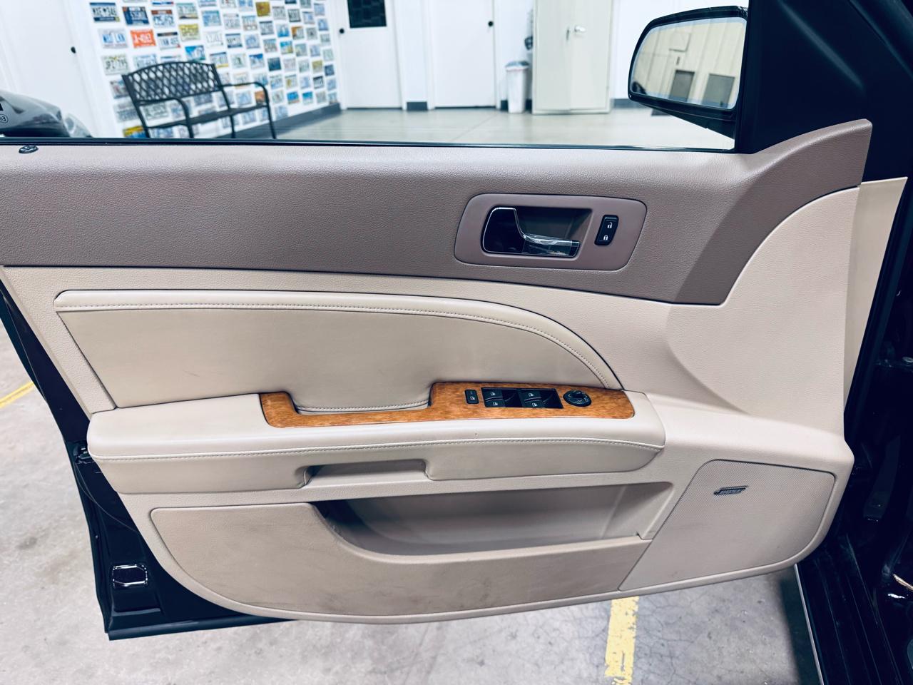 Cadillac STS V8 Luxury 2009