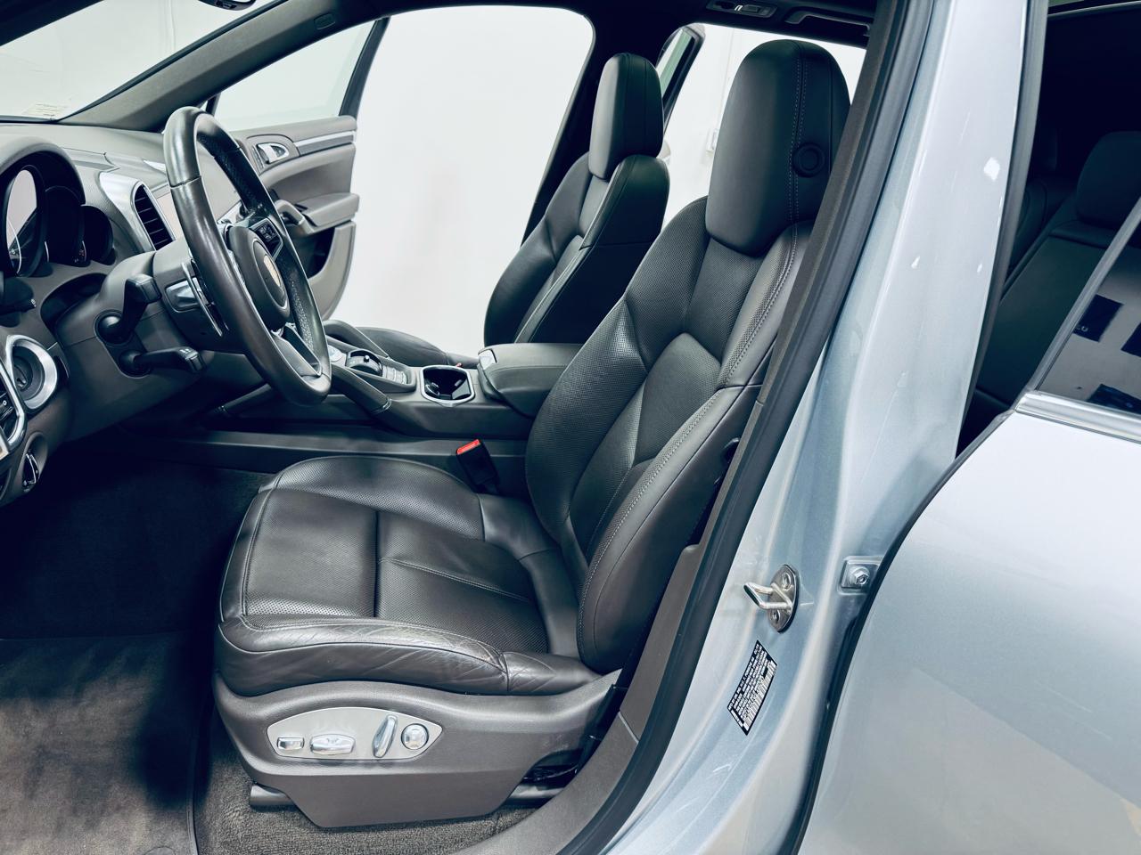 Porsche Cayenne AWD 4dr S 2016