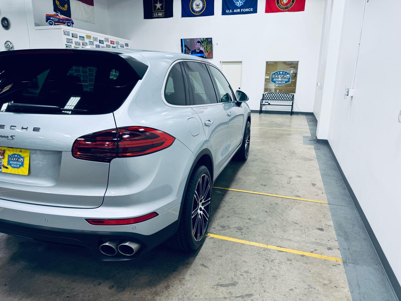 Porsche Cayenne AWD 4dr S 2016