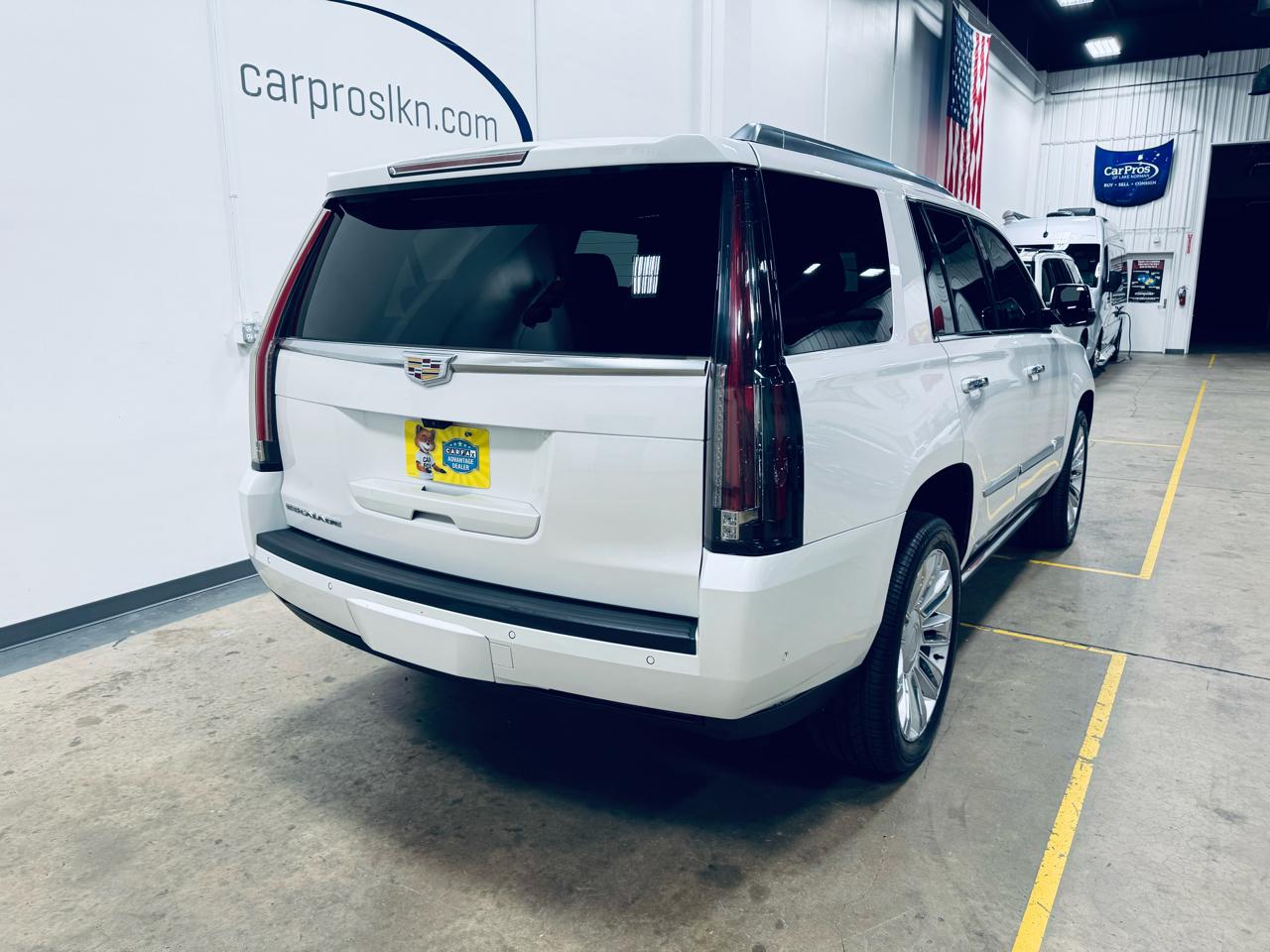 Cadillac Escalade 4WD 4dr Platinum 2019