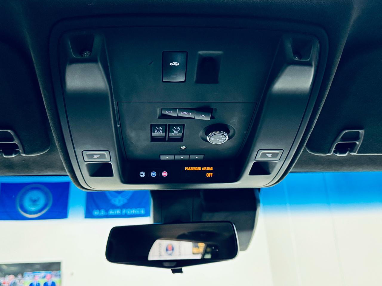 Cadillac Escalade 4WD 4dr Platinum 2019