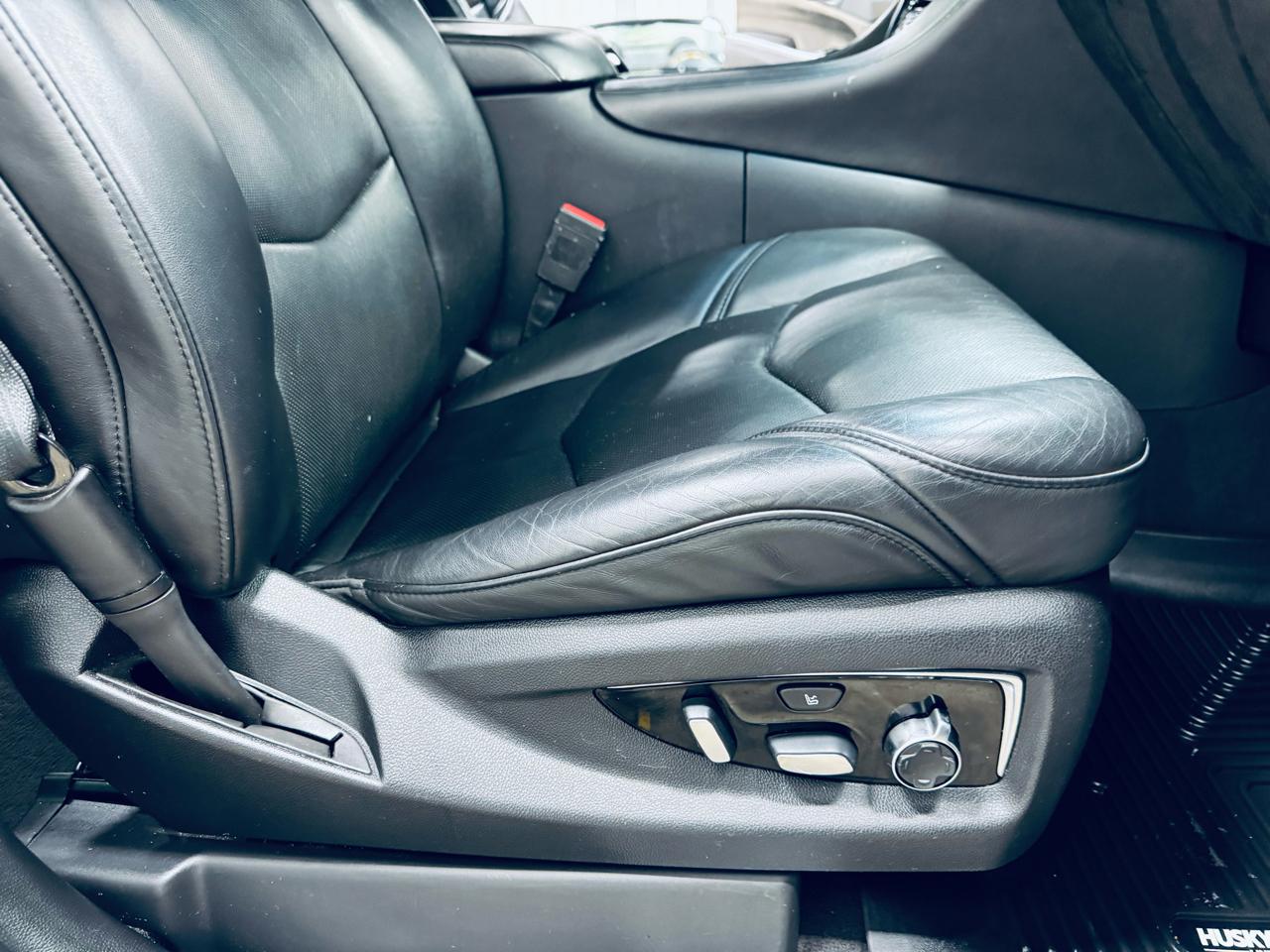 Cadillac Escalade 4WD 4dr Platinum 2019