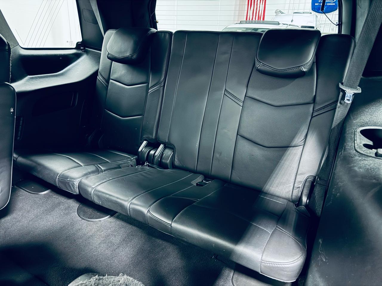 Cadillac Escalade 4WD 4dr Platinum 2019