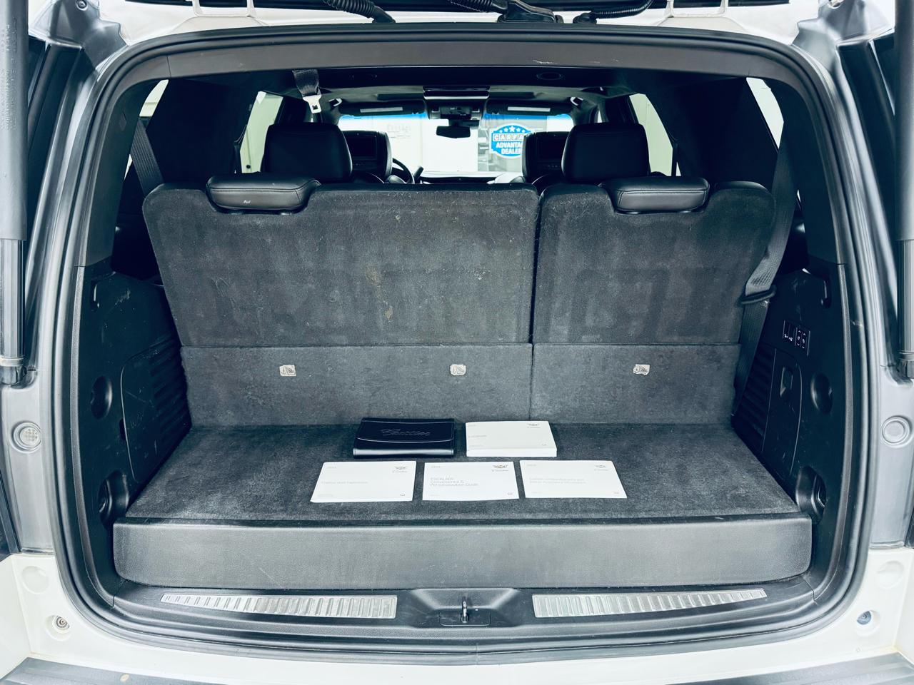 Cadillac Escalade 4WD 4dr Platinum 2019