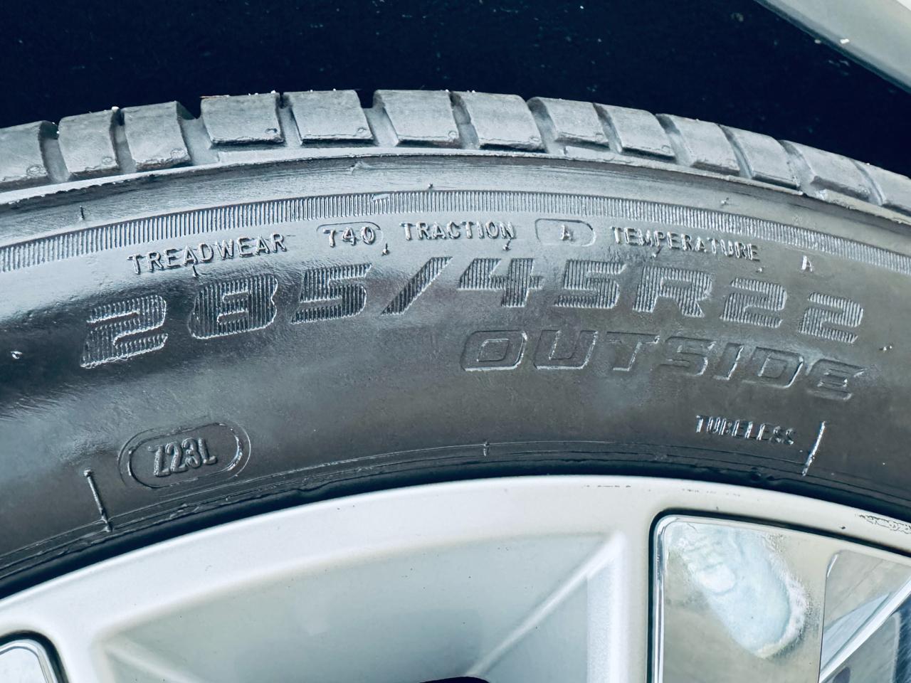 Cadillac Escalade 4WD 4dr Platinum 2019