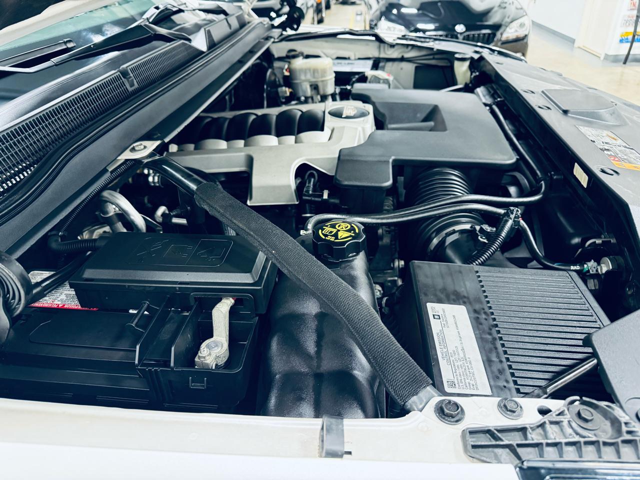 Cadillac Escalade 4WD 4dr Platinum 2019