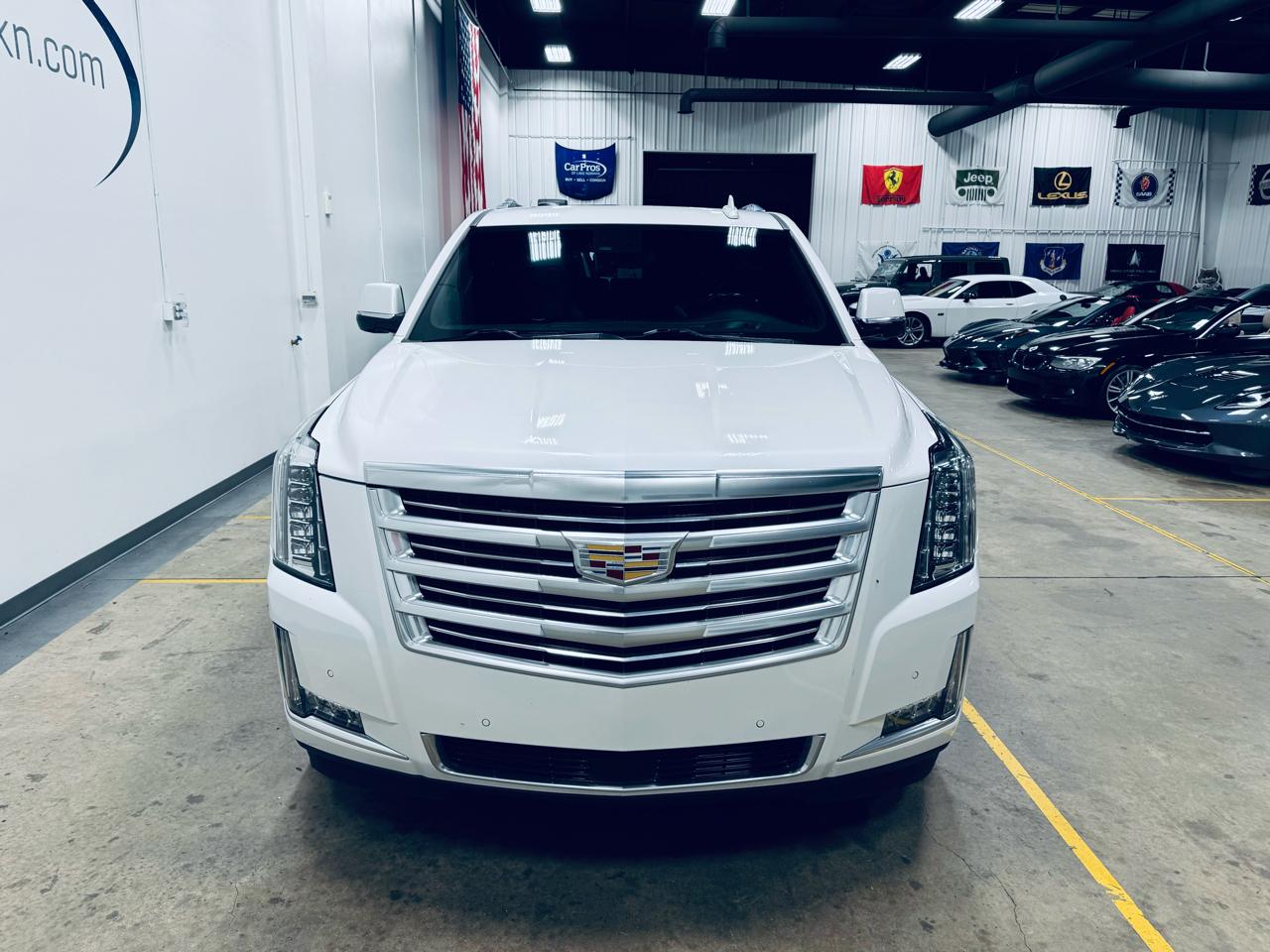 Cadillac Escalade 4WD 4dr Platinum 2019